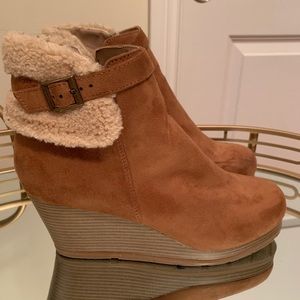 Wedge Winter/Fall Boots NWOT